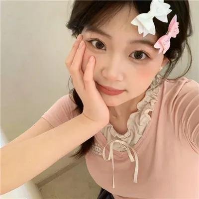 村里来了个直播女神